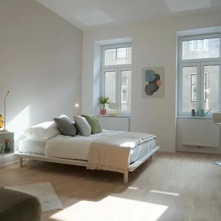 Modern 2Br Apartments - Full Kitchen - Schoenbrunn Area - 15 Mins To City Center Vídeň Exteriér fotografie
