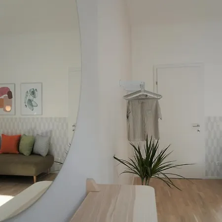 Modern 2Br Apartments - Full Kitchen - Schoenbrunn Area - 15 Mins To City Center Vídeň Exteriér fotografie