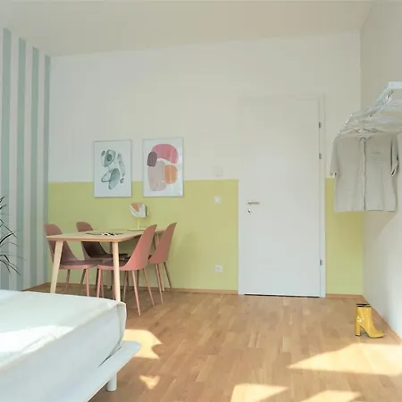 Modern 2Br Apartments - Full Kitchen - Schoenbrunn Area - 15 Mins To City Center Vídeň Exteriér fotografie